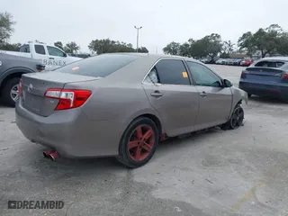 2014 Toyota Camry L with VIN 4T1BF1FK2EU764952, listed as a IAAI auction lot 41417732 with 1 mi miles. Bid and sale history available at carsss.com. Image 4.