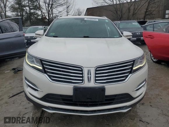 2018 Lincoln MKC Reserve z VIN 5LMTJ3DH9JUL22523, wystawiony jako Copart lot #45380295 z przebiegiem 111 494 mil mil oraz Szkoda całkowita • Salvage title. Historia ofert i sprzedaży dostępna na DreamBid. Obrazek 5.