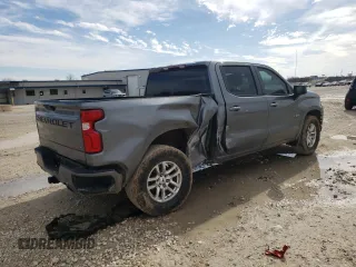 2021 Chevrolet Silverado 1500 RST with VIN 3GCUYEED6MG330505, listed as a Copart auction lot 43344395 with 70,477 mi miles and Clean Title. Bid and sale history available at DreamBid. Image 3.