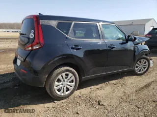 2021 Kia Soul LX with VIN KNDJ23AUXM7749158, listed as a Copart auction lot 48681515 with 63,674 mi miles and Salvage Title. Bid and sale history available at carsss.com. Image 3.