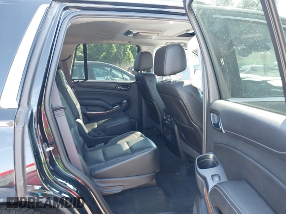 2015 Chevrolet Tahoe LTZ z VIN 1GNSKCKC3FR104845, wystawiony jako IAAI lot #42291785 z przebiegiem 75 047 mil mil oraz . Historia ofert i sprzedaży dostępna na DreamBid. Obrazek 8.