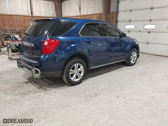 2010 Chevrolet Equinox LS with VIN 2CNALBEW1A6233684, listed as a IAAI auction lot 41948204 with 111,861 mi miles. Bid and sale history available at carsss.com. Image 4.