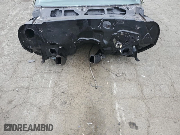 1969 Pontiac Firebird с VIN 223379L105693, выставлен на аукционе Copart как лот 70870904 с пробегом Не указан миль и На запчасти • Non repairable. История ставок и продаж доступна на DreamBid. Изображение 12.