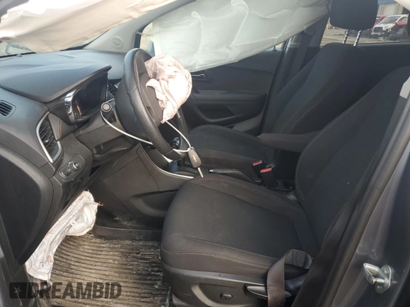 2020 Chevrolet Trax LS with VIN 3GNCJKSB7LL315171, listed as a Copart auction lot 50702695 with 49,321 mi miles and Non Repairable. Bid and sale history available at carsss.com. Image 7.
