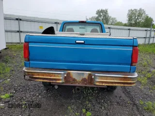1996 Ford F-250 z VIN 2FTHF26H7TCA30362, wystawiony jako Copart lot #57525605 z przebiegiem Nie podano mil oraz Czysty tytuł • Clean title. Historia ofert i sprzedaży dostępna na DreamBid. Obrazek 6.