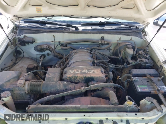 2000 Toyota Tundra SR5 with VIN 5TBRT3413YS097893, listed as a IAAI auction lot 42221710 with 213,142 mi miles and . Bid and sale history available at DreamBid. Image 10.