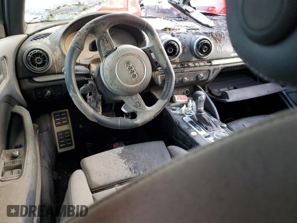 2015 Audi S3 z VIN WAUFFHFF9F1124920, wystawiony jako Copart lot #39576164 z przebiegiem Nie podano mil oraz Szkoda całkowita • Salvage title. Historia ofert i sprzedaży dostępna na DreamBid. Obrazek 8.