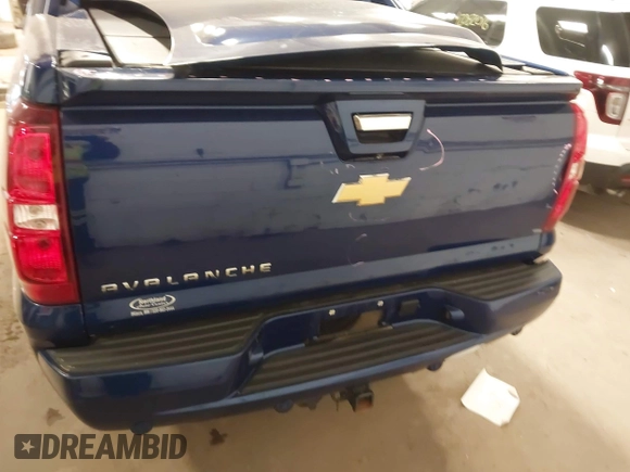 2013 Chevrolet Avalanche LT with VIN 3GNTKFE71DG309629, listed as a IAAI auction lot 42082132 with 139,428 mi miles and . Bid and sale history available at DreamBid. Image 17.