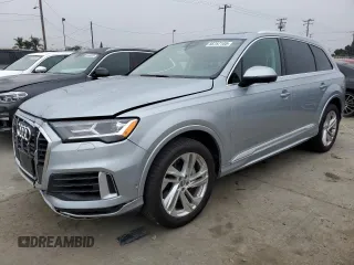 2023 Audi Q7 Premium Plus z VIN WA1LXBF77PD009784, wystawiony jako Copart lot #66757105 z przebiegiem 48 644 mil mil oraz Czysty tytuł • Clean title. Historia ofert i sprzedaży dostępna na DreamBid. Obrazek 1.
