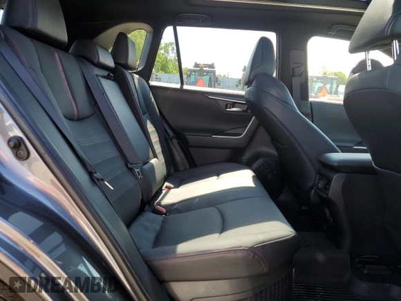 2022 Toyota RAV4 XSE with VIN JTMFB3FV9ND101157, listed as a Copart auction lot 59044315 with 54,591 mi miles and Salvage title. Bid and sale history available at DreamBid. Image 11.