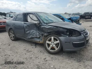 2010 Volkswagen Jetta TDI z VIN 3VWRL7AJ2AM148600, wystawiony jako Copart lot #51694565 z przebiegiem 342 094 mil mil oraz Szkoda całkowita • Salvage title. Historia ofert i sprzedaży dostępna na DreamBid. Obrazek 4.