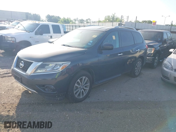 2014 Nissan Pathfinder Platinum with VIN 5N1AR2MN3EC631905, listed as a IAAI auction lot 42621071 with 188,846 mi miles and . Bid and sale history available at DreamBid. Image 2.