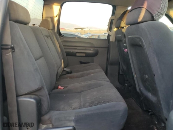 2007 Chevrolet Silverado 1500 LT w/1LT with VIN 2GCEC13C771574330, listed as a Copart auction lot 86451334 with 253,639 mi miles and Clean Title. Bid and sale history available at carsss.com. Image 10.