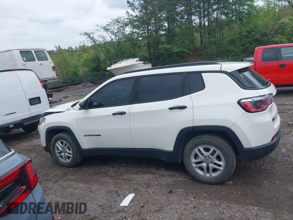 2018 Jeep Compass Sport с VIN 3C4NJCAB4JT250799, выставлен на аукционе IAAI как лот 42092922 с пробегом 91 073 миль миль и . История ставок и продаж доступна на DreamBid. Изображение 14.