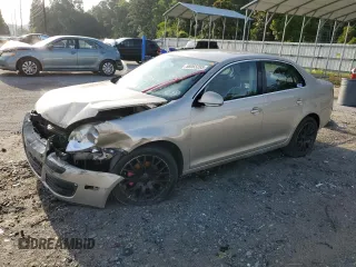 2005 Volkswagen Jetta 2.5L with VIN 3VWRF71K55M633965, listed as a Copart auction lot 58065205 with 131,424 mi miles and Salvage title. Bid and sale history available at DreamBid. Image 1.