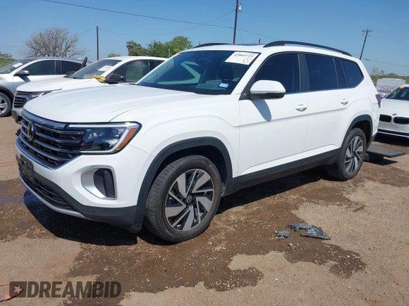 2025 Volkswagen Atlas SE with VIN 1V2JR2CA7SC514986, listed as a IAAI auction lot 42003723 with 4,995 mi miles and . Bid and sale history available at DreamBid. Image 2.