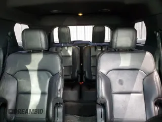 2017 Ford Explorer XLT z VIN 1FM5K8DH9HGC49507, wystawiony jako Copart lot #50566635 z przebiegiem 131 880 mil mil oraz Szkoda całkowita • Salvage title. Historia ofert i sprzedaży dostępna na DreamBid. Obrazek 10.