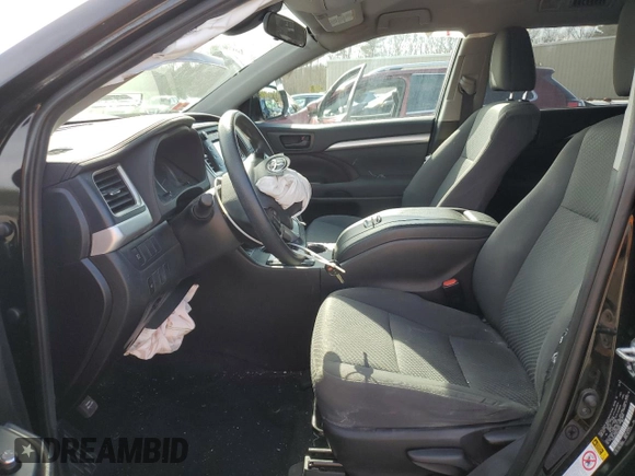 2019 Toyota Highlander LE with VIN 5TDBZRFH5KS739042, listed as a Copart auction lot 53775845 with 73,727 mi miles and Salvage title. Bid and sale history available at DreamBid. Image 7.