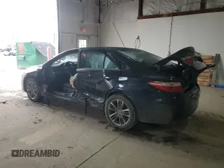 2015 Toyota Camry XLE z VIN 4T1BF1FK9FU474810, wystawiony jako Copart lot #47950725 z przebiegiem Nie podano mil oraz Szkoda całkowita • Salvage title. Historia ofert i sprzedaży dostępna na DreamBid. Obrazek 2.