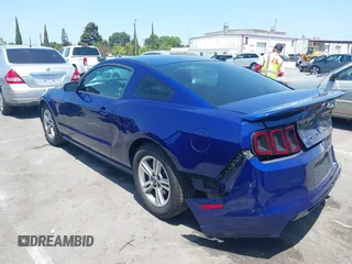 2014 Ford Mustang V6 с VIN 1ZVBP8AM2E5275266, выставлен на аукционе IAAI как лот 42520260 с пробегом 117 589 миль миль и . История ставок и продаж доступна на DreamBid. Изображение 3.