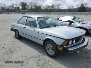 1979 BMW 3 Series z VIN 5452502, wystawiony jako Copart lot #50544545 z przebiegiem 219 309 mil mil oraz Tytuł czysty. Historia ofert i sprzedaży dostępna na DreamBid. Obrazek 4.
