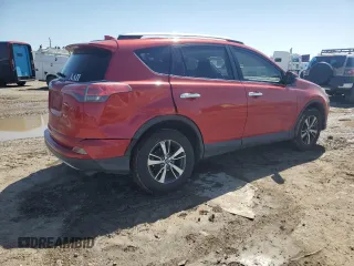 2017 Toyota RAV4 XLE with VIN JTMWFREV3HJ121385, listed as a Copart auction lot 52240585 with 77,944 mi miles and Salvage Title. Bid and sale history available at carsss.com. Image 3.