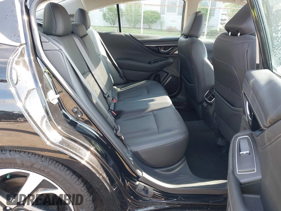 2021 Subaru Legacy Limited z VIN 4S3BWAN63M3002260, wystawiony jako IAAI lot #42210152 z przebiegiem 93 764 mil mil oraz . Historia ofert i sprzedaży dostępna na DreamBid. Obrazek 8.