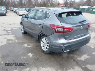 2020 Nissan Rogue Sport SL with VIN JN1BJ1CW4LW388642, listed as a IAAI auction lot 41914507 with 42,076 mi miles. Bid and sale history available at carsss.com. Image 3.