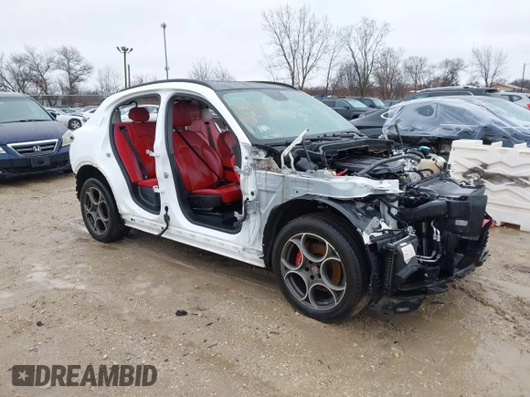 2019 Alfa Romeo Stelvio z VIN ZASPAKAN8K7C38424, wystawiony jako IAAI lot #41476001 z przebiegiem Nie podano mil oraz . Historia ofert i sprzedaży dostępna na DreamBid. Obrazek 18.