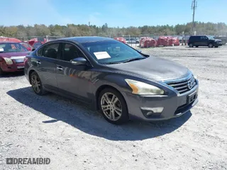 2013 Nissan Altima 3.5 SL with VIN 1N4BL3AP0DC138418, listed as a IAAI auction lot 41821231 with 206,103 mi miles. Bid and sale history available at carsss.com. Image 1.