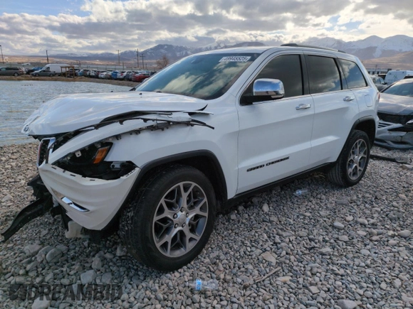 2020 Jeep Grand Cherokee Limited with VIN 1C4RJEBG8LC338101, listed as a Copart auction lot 48945525 with 31,629 mi miles and Salvage Title. Bid and sale history available at carsss.com. Image 1.
