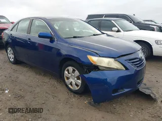 2008 Toyota Camry LE with VIN 4T1BE46K68U257609, listed as a IAAI auction lot 41704708 with 182,764 mi miles. Bid and sale history available at carsss.com. Image 1.
