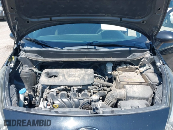2017 Kia Rio LX with VIN KNADM4A34H6108231, listed as a IAAI auction lot 40194039 with 100,773 mi miles. Bid and sale history available at carsss.com. Image 10.