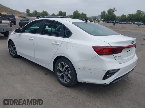 2021 Kia Forte FE with VIN 3KPF24AD4ME286235, listed as a IAAI auction lot 42008381 with 38,341 mi miles and . Bid and sale history available at carsss.com. Image 3.
