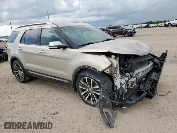 2017 Ford Explorer Platinum с VIN 1FM5K8HT3HGD84688, выставлен на аукционе Copart как лот 57311355 с пробегом 101 599 миль миль и Списание • Salvage title. История ставок и продаж доступна на DreamBid. Изображение 4.