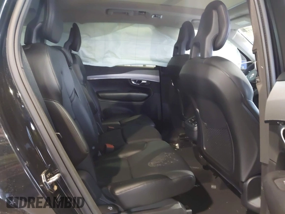 2021 Volvo XC90 Momentum with VIN YV4102PK7M1732128, listed as a IAAI auction lot 41480775 with 61,742 mi miles and . Bid and sale history available at DreamBid. Image 8.