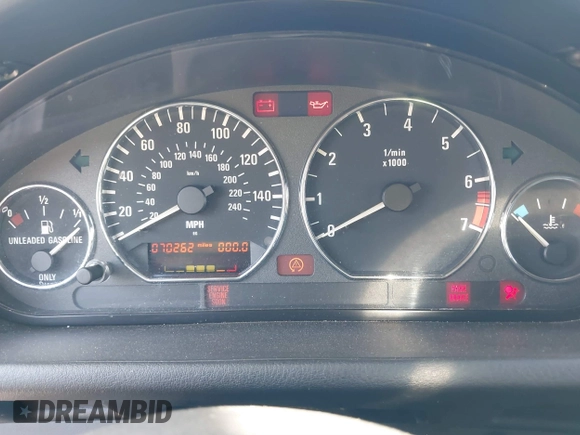 2000 BMW Z3 2.8 with VIN 4USCH3343YLF43582, listed as a IAAI auction lot 41754289 with 70,262 mi miles and . Bid and sale history available at DreamBid. Image 7.