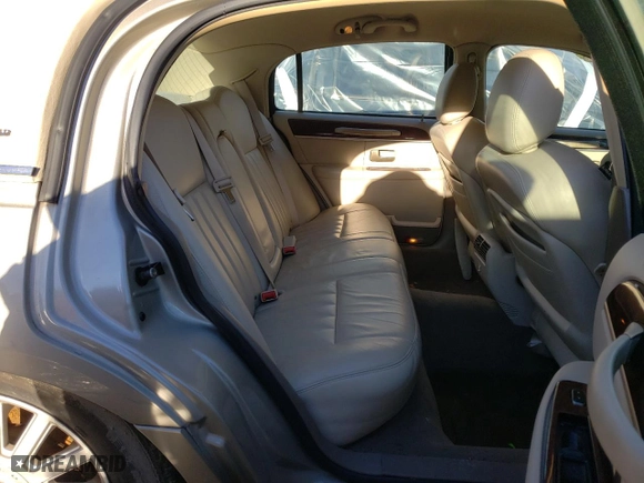 2005 Lincoln Town Car Signature with VIN 1LNHM81W45Y642069, listed as a Copart auction lot 79722163 with 220,886 mi miles and Salvage Title. Bid and sale history available at carsss.com. Image 10.