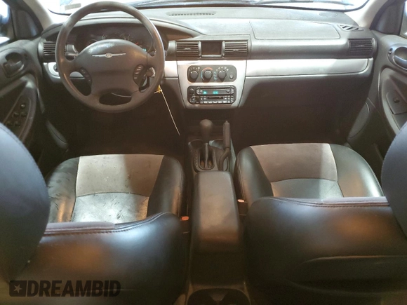 2005 Chrysler Sebring Touring z VIN 1C3EL56R15N688153, wystawiony jako Copart lot #42016615 z przebiegiem 139 993 mil mil oraz Szkody całkowita. Historia ofert i sprzedaży dostępna na DreamBid. Obrazek 8.