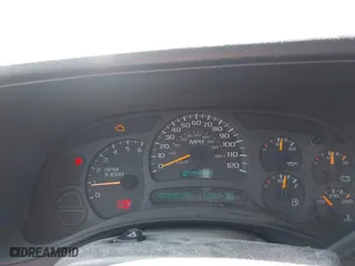 2003 Chevrolet Silverado 1500 LS with VIN 2GCEC19XX31393503, listed as a IAAI auction lot 41872530 with 392,529 mi miles. Bid and sale history available at carsss.com. Image 7.