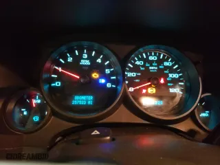 2008 Chevrolet Silverado 1500 LTZ with VIN 1GCEK19068Z258300, listed as a Copart auction lot 42248225 with 257,533 mi miles and Clean Title. Bid and sale history available at carsss.com. Image 9.
