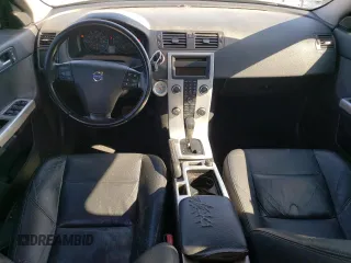 2011 Volvo S40 с VIN YV1672MS3B2538884, выставлен на аукционе Copart как лот 43956635 с пробегом 201 814 миль миль и Списание • Salvage title. История ставок и продаж доступна на DreamBid. Изображение 8.