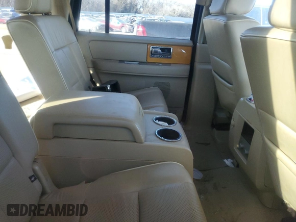 2007 Lincoln Navigator with VIN 5LMFU27587LJ07925, listed as a Copart auction lot 46303465 with Not provided miles and Salvage title. Bid and sale history available at DreamBid. Image 12.