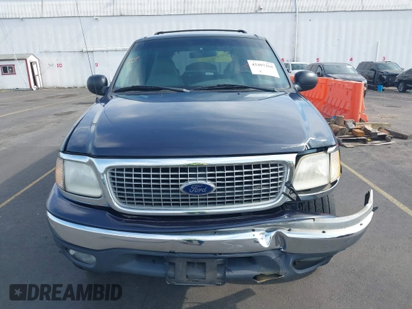 1999 Ford Expedition XLT with VIN 1FMPU18L4XLB75749, listed as a IAAI auction lot 42497268 with 253,765 mi miles and . Bid and sale history available at DreamBid. Image 12.