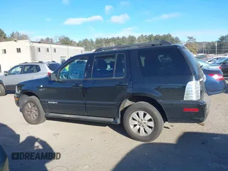 2007 Mercury Mountaineer z VIN 4M2EU47E67UJ01656, wystawiony jako IAAI lot #41263945 z przebiegiem 158 219 mil mil oraz . Historia ofert i sprzedaży dostępna na DreamBid. Obrazek 14.