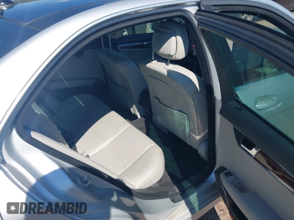 2010 Mercedes-Benz C 300 Sport with VIN WDDGF5EB2AA390184, listed as a IAAI auction lot 42153744 with 131,564 mi miles and . Bid and sale history available at DreamBid. Image 8.