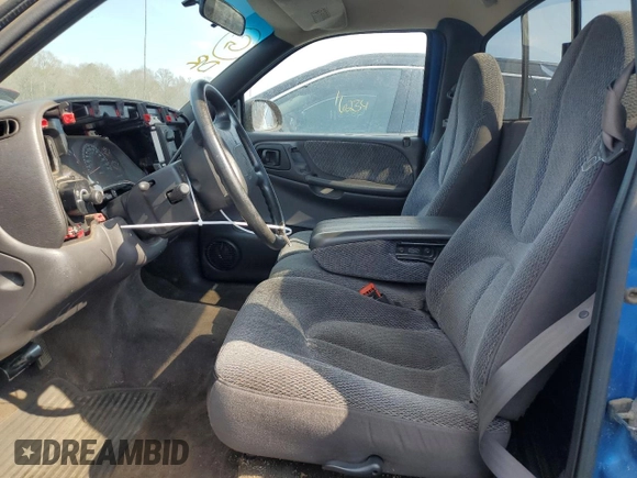 1998 Dodge Dakota SLT z VIN 1B7FL26X0WS745765, wystawiony jako Copart lot #48497125 z przebiegiem 174 162 mil mil oraz Szkoda całkowita • Salvage title. Historia ofert i sprzedaży dostępna na DreamBid. Obrazek 7.