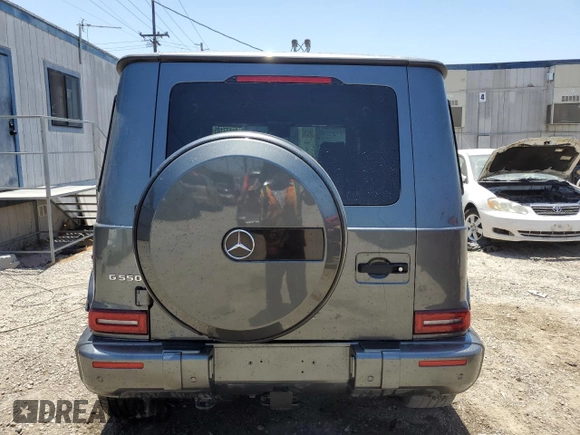 2021 Mercedes-Benz G 550 z VIN W1NYC6BJXMX382983, wystawiony jako Copart lot #61177185 z przebiegiem 22 835 mil mil oraz Szkoda całkowita • Salvage title. Historia ofert i sprzedaży dostępna na DreamBid. Obrazek 6.