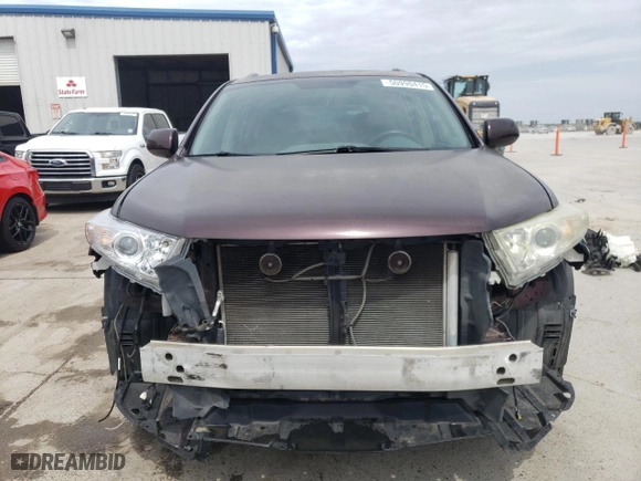 2013 Toyota Highlander with VIN 5TDZA3EH1DS035119, listed as a Copart auction lot 50990415 with 61,482 mi miles and Salvage Title. Bid and sale history available at carsss.com. Image 5.