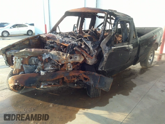 1999 Mazda B-Series 2WD Truck SE with VIN 4F4YR16V8XTM13964, listed as a IAAI auction lot 39963394 with 1 mi miles. Bid and sale history available at carsss.com. Image 6.